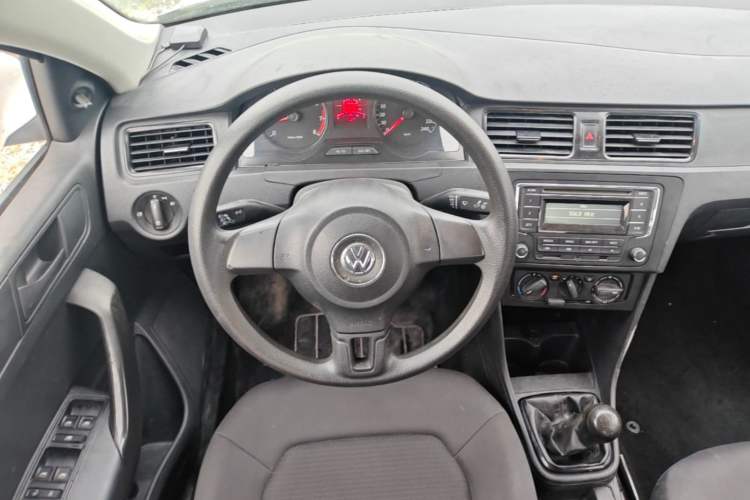 Used Volkswagen Santana 2013 1.6L Manual Fashion Edition Steering Wheel