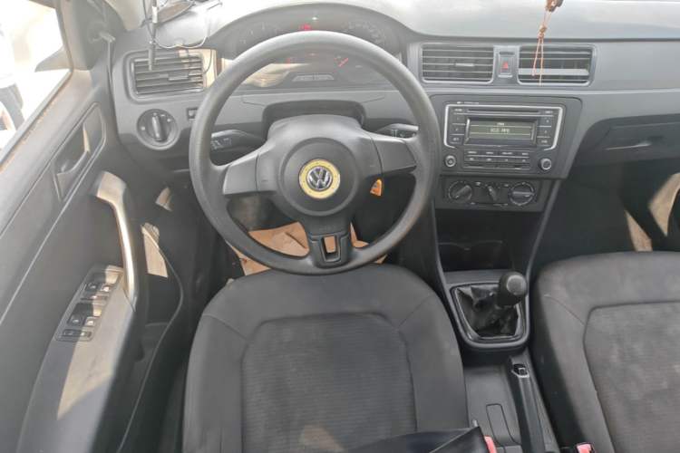 Used Volkswagen Santana 2013 1.6L Manual Fashion Edition Steering Wheel
