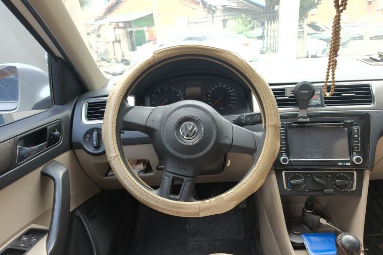 Used Volkswagen Santana 2013 1.6L Manual Comfort Edition Steering Wheel