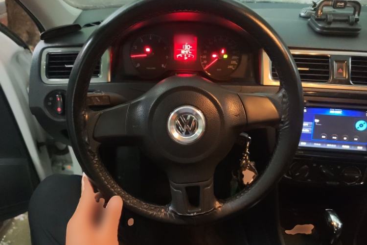Used Volkswagen Santana 2013 1.6L Automatic Comfort Edition Steering Wheel