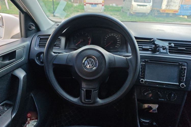 Used Volkswagen Santana 2013 1.4L Manual Fashion Edition Steering Wheel