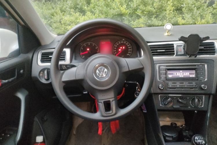 Used Volkswagen Santana 2013 1.4L Manual Comfort Edition Steering Wheel