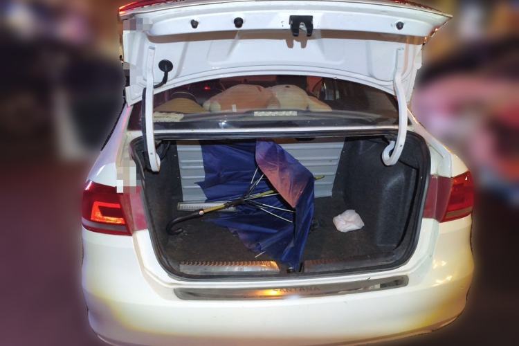 Used Volkswagen Santana 2013 1.6L Manual Comfort Edition Trunk