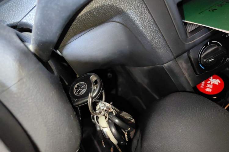 Used Volkswagen Santana 2013 1.6L Manual Fashion Edition Vehicle Key