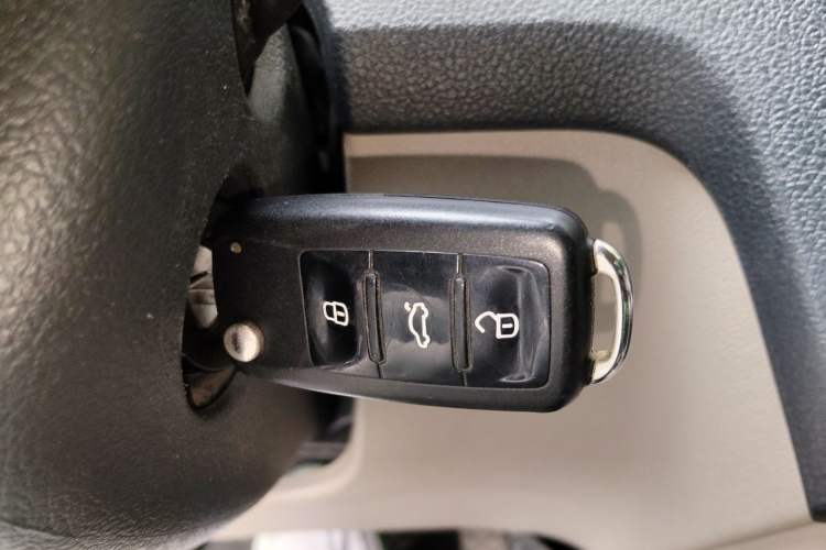 Used Volkswagen Santana 2013 1.6L Automatic Comfort Edition Vehicle Key