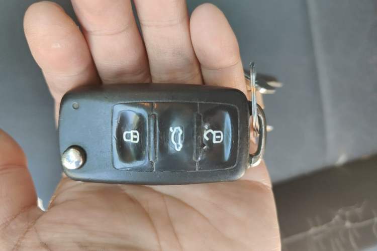 Used Volkswagen Santana 2013 1.6L Manual Comfort Edition Vehicle Key