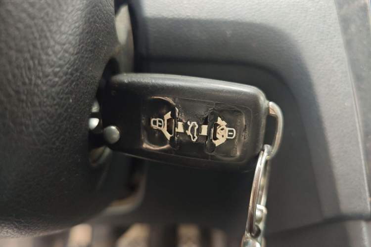 Used Volkswagen Santana 2013 1.4L Manual Comfort Edition Vehicle Key