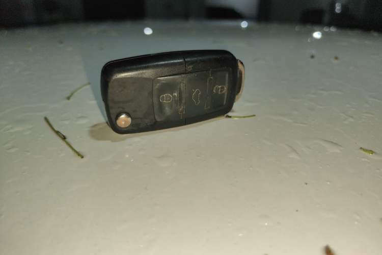 Used Volkswagen Santana 2013 1.6L Automatic Fashion Edition Vehicle Key