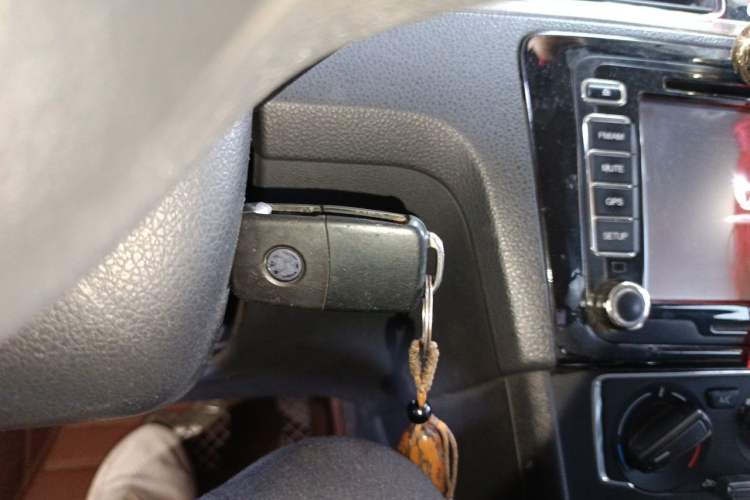 Used Volkswagen Santana 2013 1.6L Automatic Comfort Edition Vehicle Key