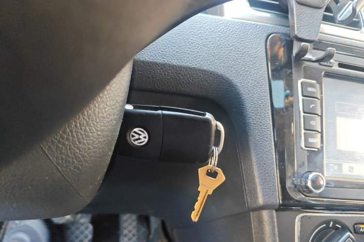 Used Volkswagen Santana 2013 1.6L Automatic Comfort Edition Vehicle Key