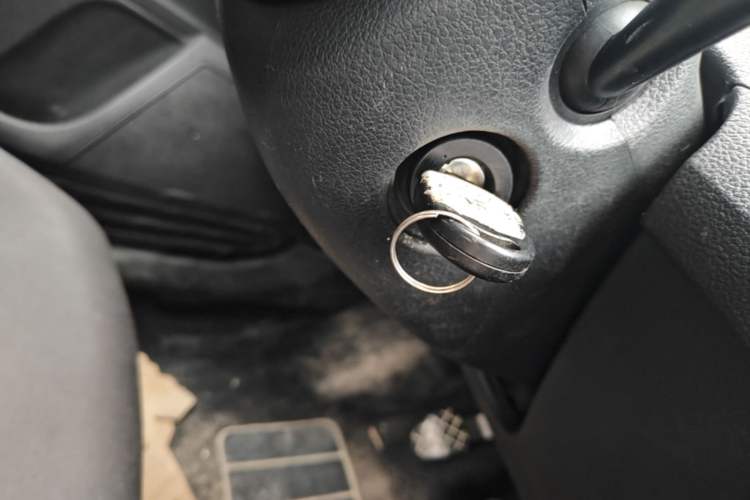 Used Volkswagen Santana 2013 1.6L Manual Fashion Edition Vehicle Key