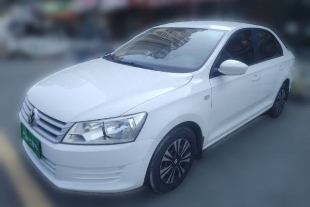 Ojetý Volkswagen Santana 2013 1.6L Automatic Fashion Edition