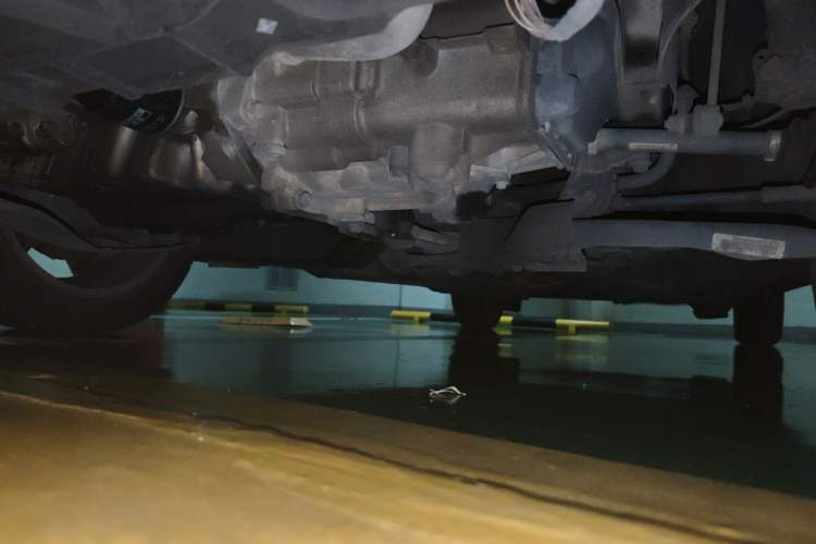 Used Volkswagen Santana 2013 1.6L Manual Comfort Edition Chassis Front Left
