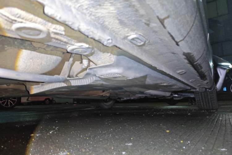 Used Volkswagen Santana 2013 1.6L Automatic Luxury Edition Chassis Rear Right