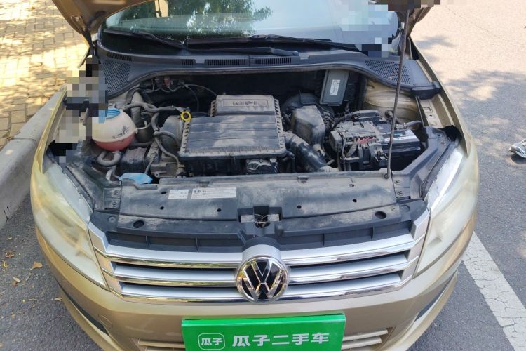 Used Volkswagen Santana 2013 1.6L Automatic Comfort Edition Engine Bay