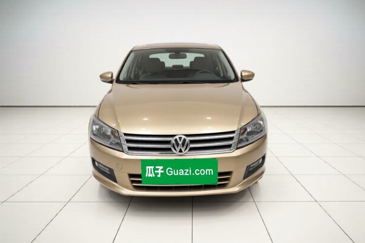Used Volkswagen Santana 2013 1.6L Automatic Luxury Edition Exterior 1