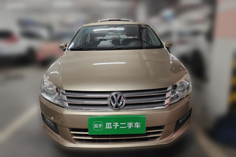 Used Volkswagen Santana 2013 1.6L Automatic Comfort Edition Front