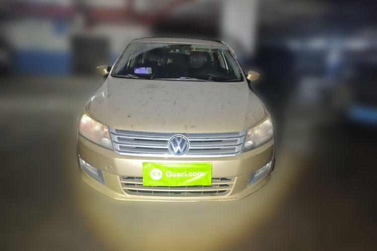 Used Volkswagen Santana 2013 1.6L Automatic Luxury Edition Front
