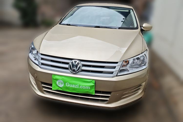 Used Volkswagen Santana 2013 1.6L Manual Fashion Edition Front