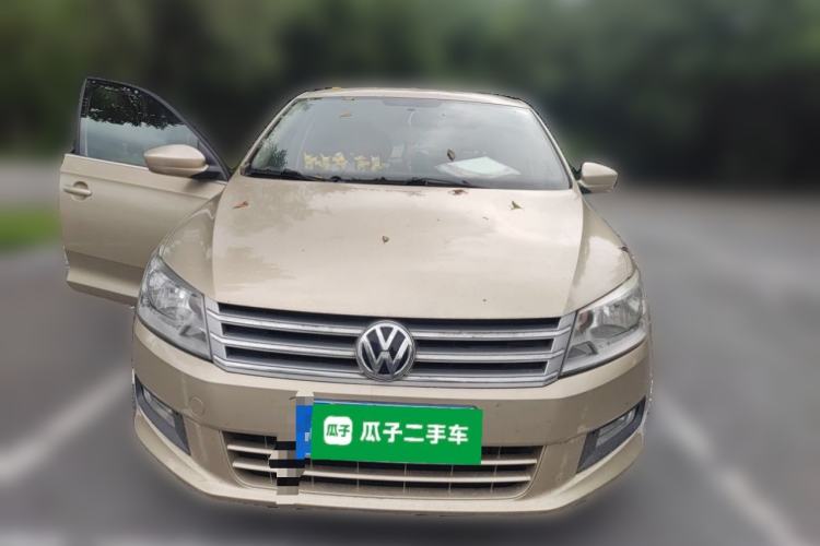 Used Volkswagen Santana 2013 1.6L Automatic Luxury Edition Front
