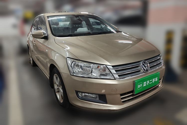 Used Volkswagen Santana 2013 1.6L Automatic Comfort Edition Front Right 45 Deg