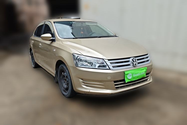 Used Volkswagen Santana 2013 1.6L Manual Fashion Edition Front Right 45 Deg