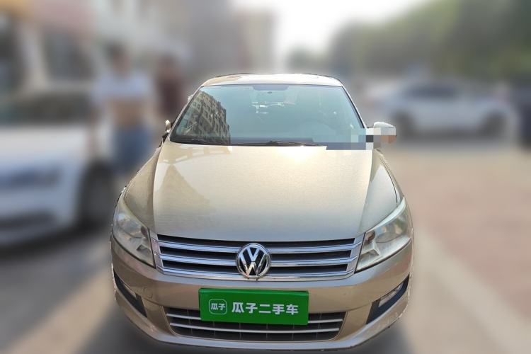 Used Volkswagen Santana 2013 1.6L Manual Comfort Edition Front