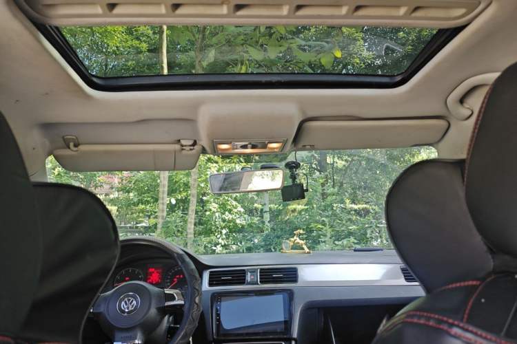 Used Volkswagen Santana 2013 1.6L Manual Comfort Edition Headliner