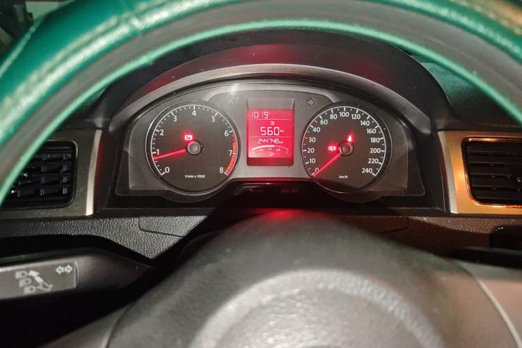 Used Volkswagen Santana 2013 1.6L Manual Comfort Edition Instrument Cluster