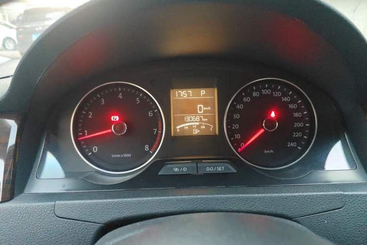 Used Volkswagen Santana 2013 1.6L Automatic Luxury Edition Instrument Cluster