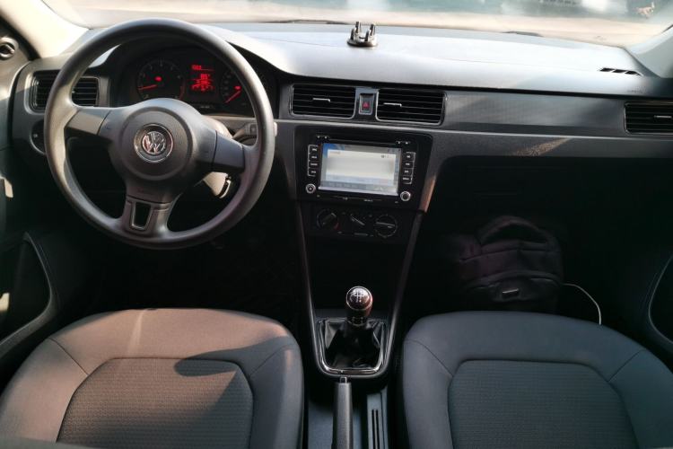 Used Volkswagen Santana 2013 1.4L Manual Fashion Edition Interior 2