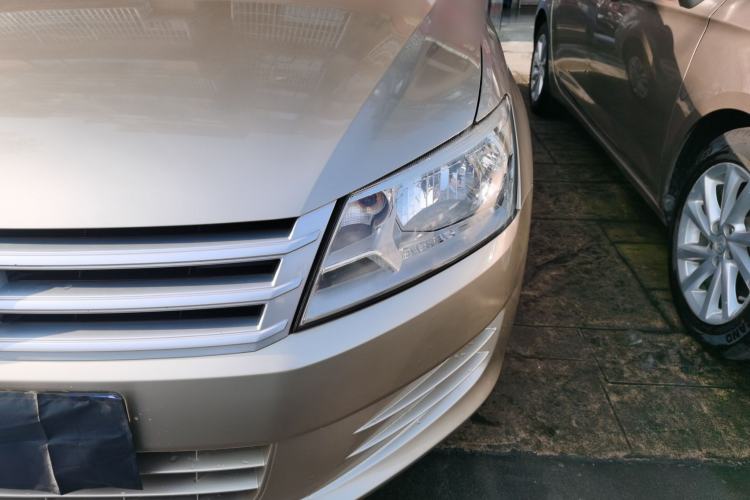 Used Volkswagen Santana 2013 1.4L Manual Fashion Edition Left Front Headlight