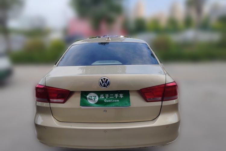 Used Volkswagen Santana 2013 1.6L Manual Luxury Edition Rear