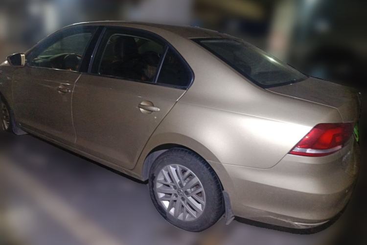 Used Volkswagen Santana 2013 1.6L Automatic Luxury Edition Rear Left 45 Deg
