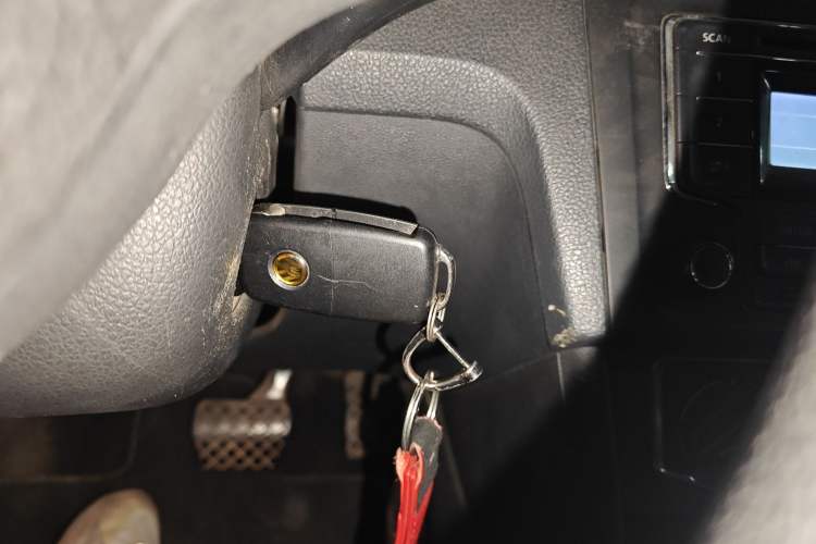 Used Volkswagen Santana 2013 1.6L Automatic Comfort Edition Vehicle Key