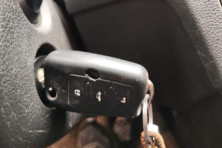 Used Volkswagen Santana 2013 1.6L Manual Fashion Edition Vehicle Key