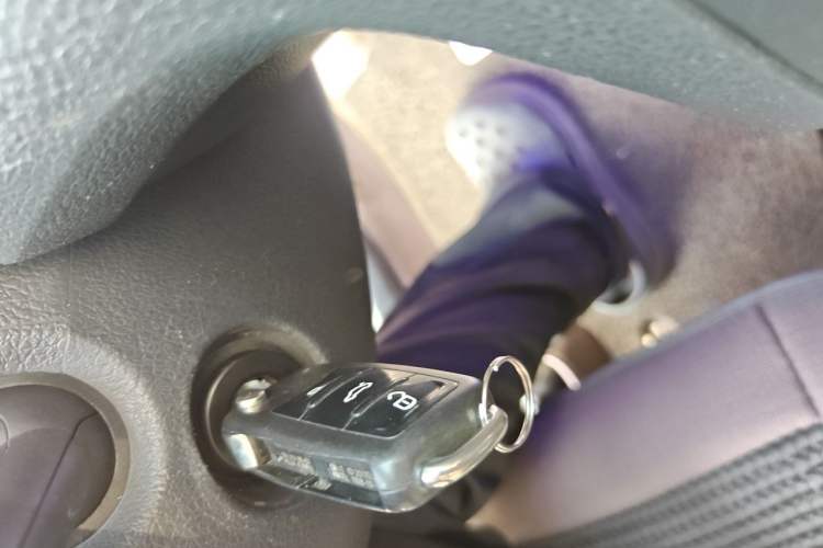 Used Volkswagen Santana 2013 1.6L Manual Comfort Edition Vehicle Key