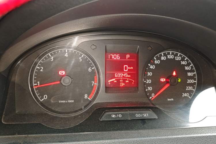 Used Volkswagen Santana 2014 1.6L Automatic 30th Anniversary Edition Instrument Cluster