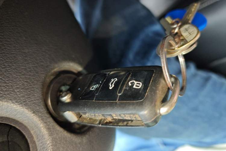 Used Volkswagen Santana 2014 1.6L Automatic 30th Anniversary Edition Vehicle Key