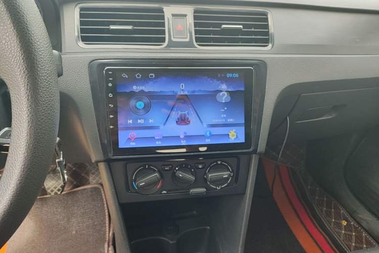 Used Volkswagen Santana 2015 1.6L Manual Fashion Edition Audio And AC Panel