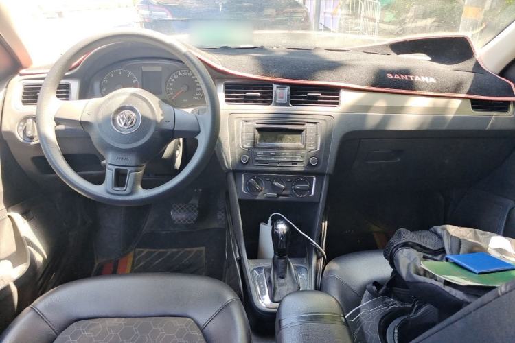 Used Volkswagen Santana 2015 1.6L Automatic Comfort Edition Center Console
