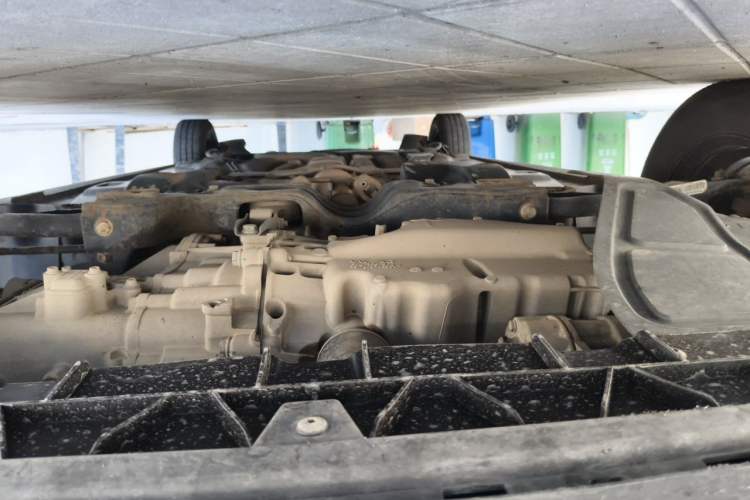 Used Volkswagen Santana 2015 1.4L Manual Fashion Edition Chassis Front