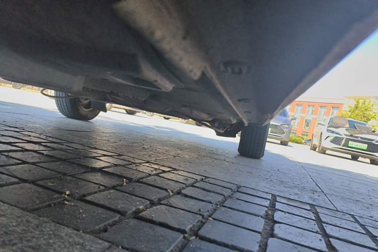 Used Volkswagen Santana 2015 1.6L Manual Fashion Edition Chassis Front Left