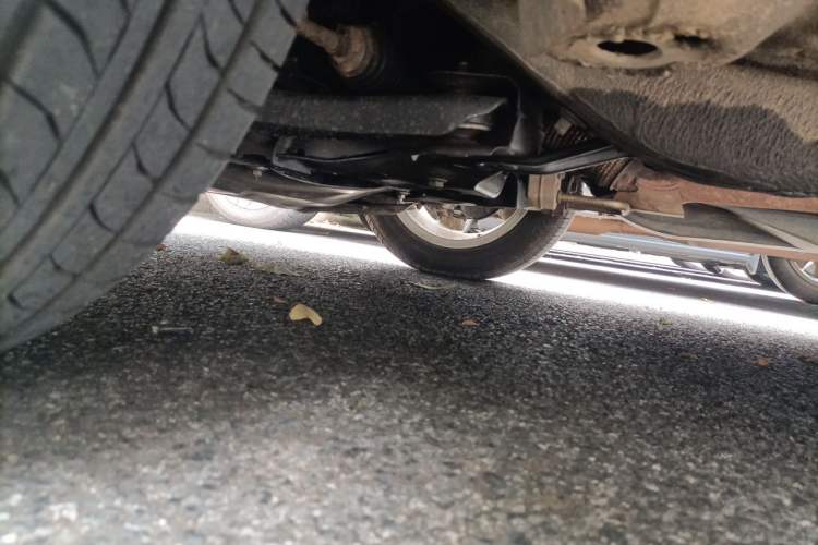 Used Volkswagen Santana 2015 1.6L Manual Comfort Edition Chassis Front Left