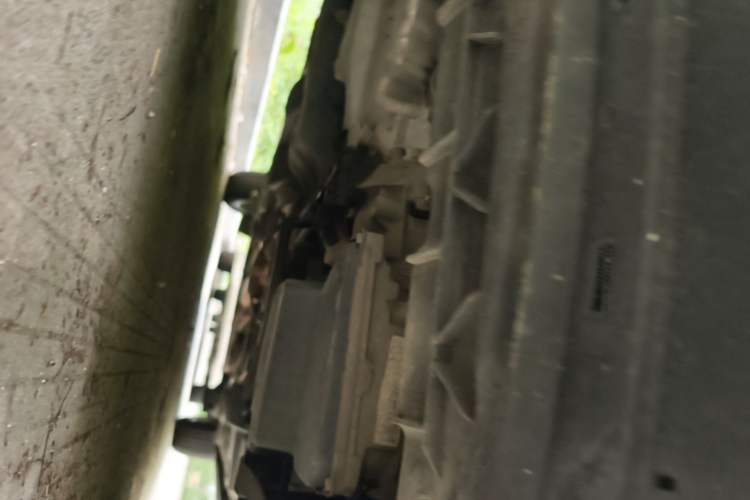 Used Volkswagen Santana 2015 1.6L Automatic Comfort Edition Chassis Front