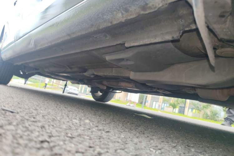 Used Volkswagen Santana 2015 1.6L Automatic Comfort Edition Chassis Front Right