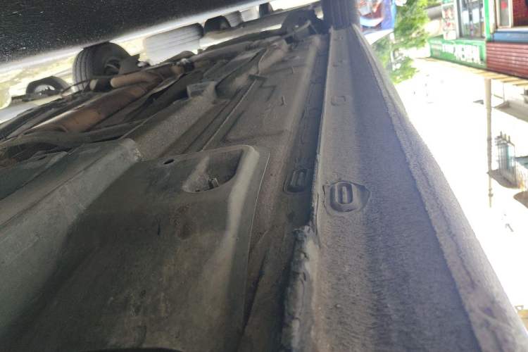 Used Volkswagen Santana 2015 1.6L Automatic Fashion Edition Chassis Front Right
