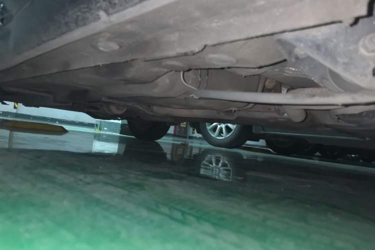 Used Volkswagen Santana 2015 1.6L Manual Fashion Edition Chassis Rear Left