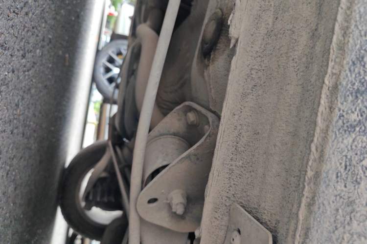 Used Volkswagen Santana 2015 1.4L Manual Comfort Edition Chassis Rear Left