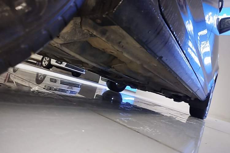 Used Volkswagen Santana 2015 1.6L Automatic Comfort Edition Chassis Rear Right